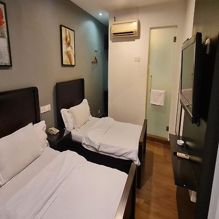 Hotel O Crossroads Hotel Куала-Лумпур Экстерьер фото
