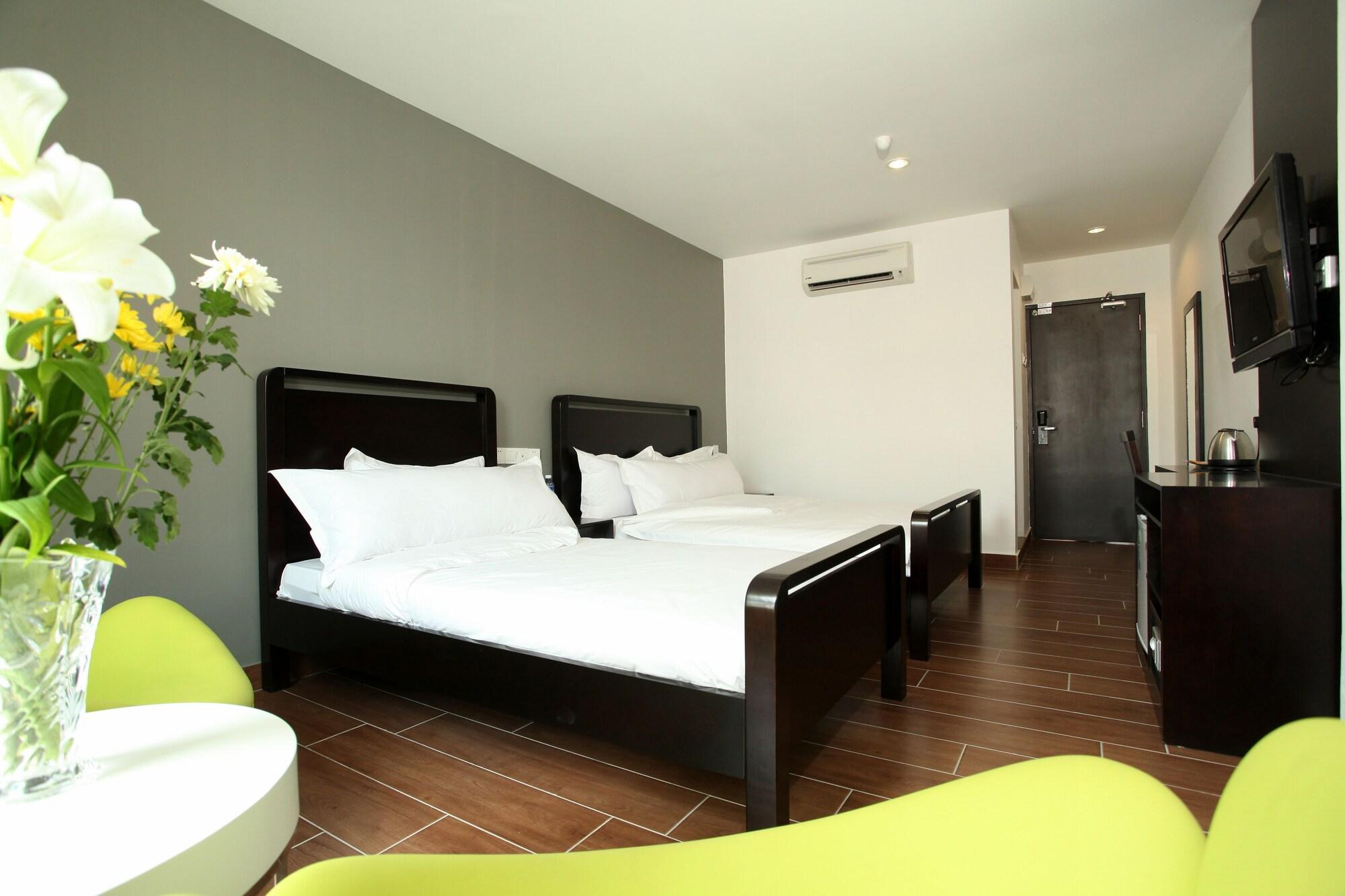 Hotel O Crossroads Hotel Куала-Лумпур Экстерьер фото