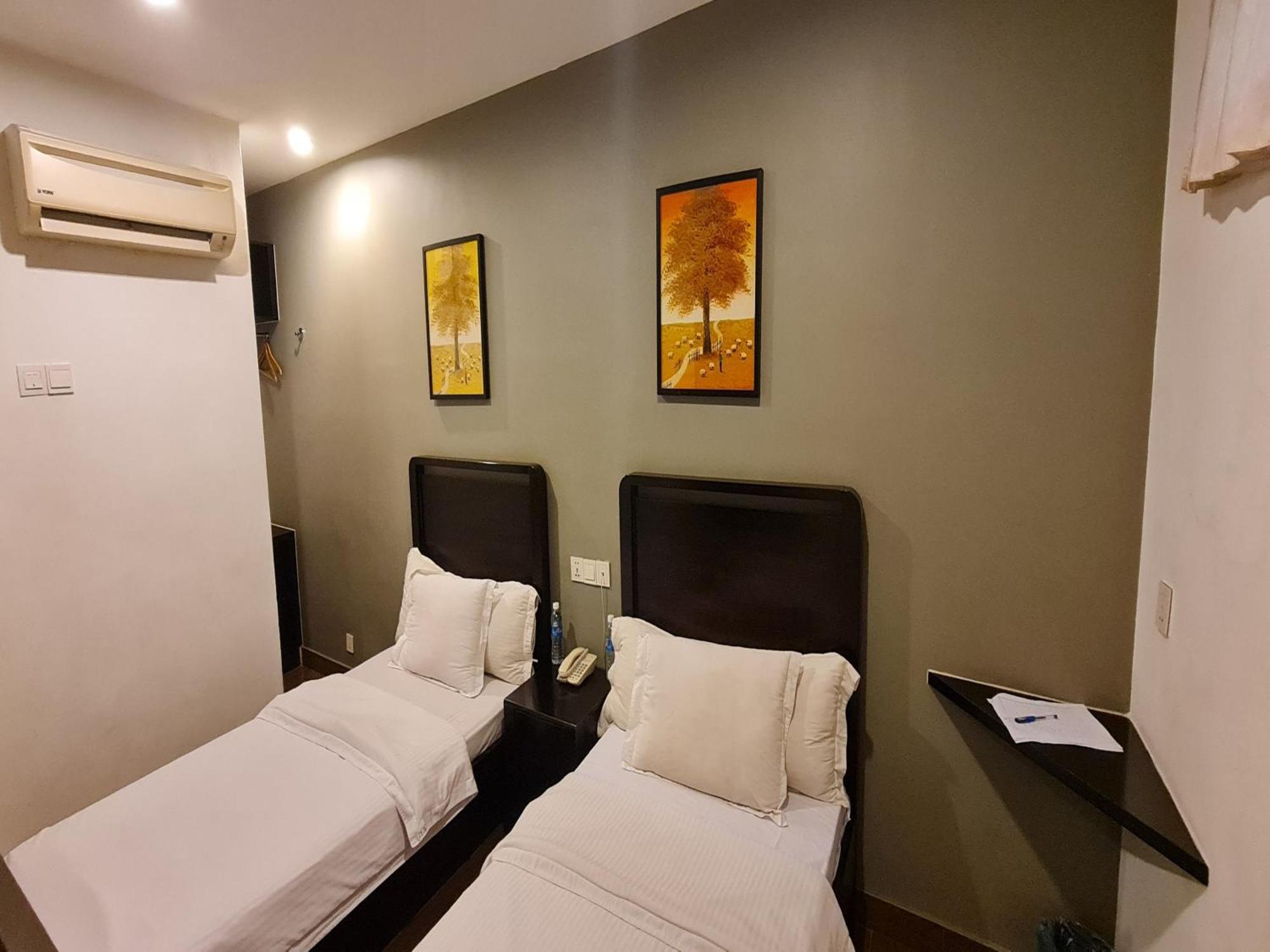 Hotel O Crossroads Hotel Куала-Лумпур Экстерьер фото
