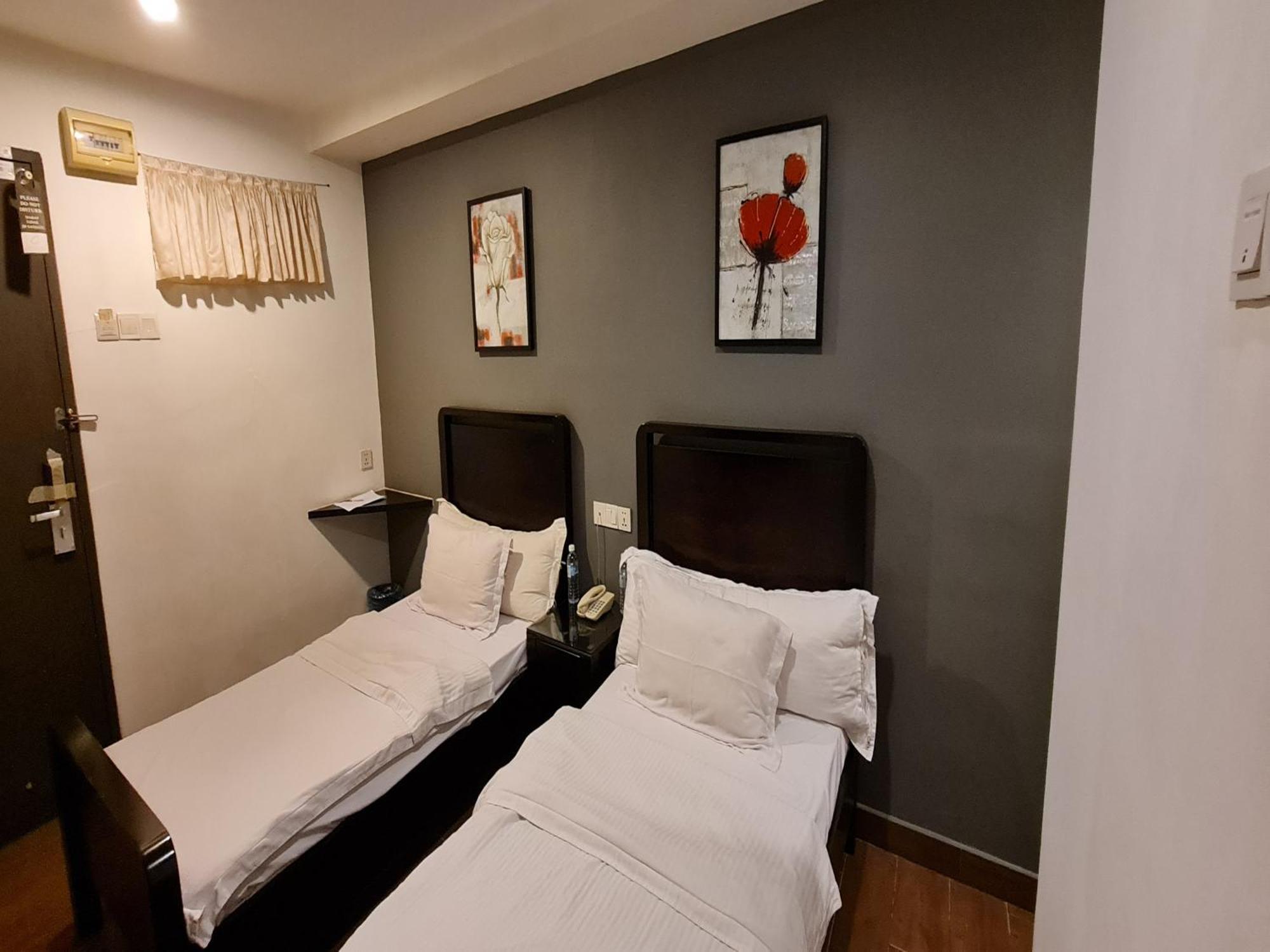 Hotel O Crossroads Hotel Куала-Лумпур Экстерьер фото