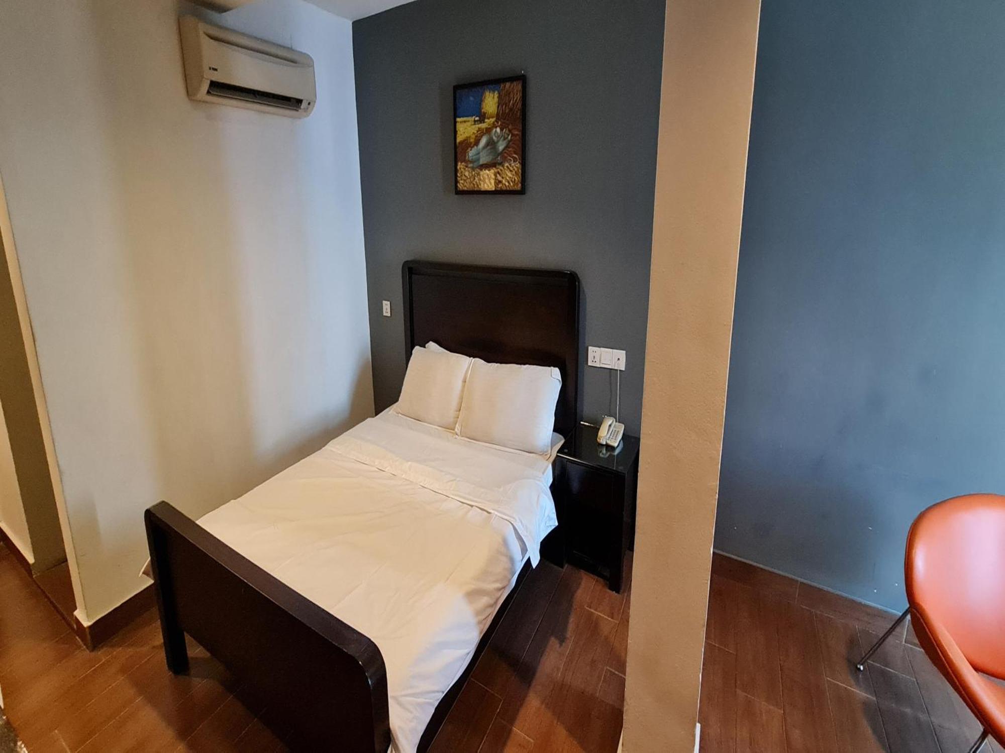 Hotel O Crossroads Hotel Куала-Лумпур Экстерьер фото